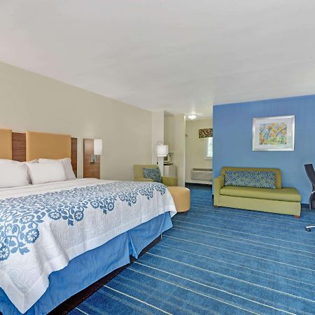 Days Inn By Wyndham Ridgefield Luaran gambar