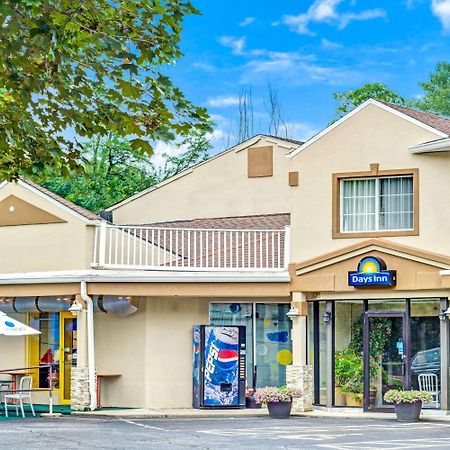 Days Inn By Wyndham Ridgefield Luaran gambar